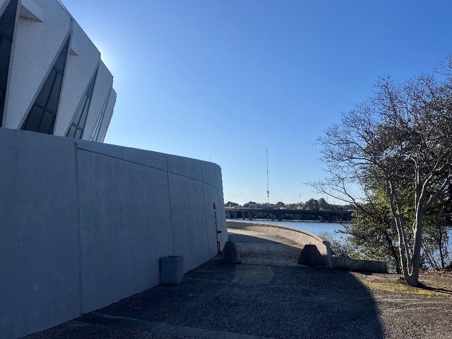 Photo of the concrete boardwalk next to the Hampton Coliseum along Coliseum Lake